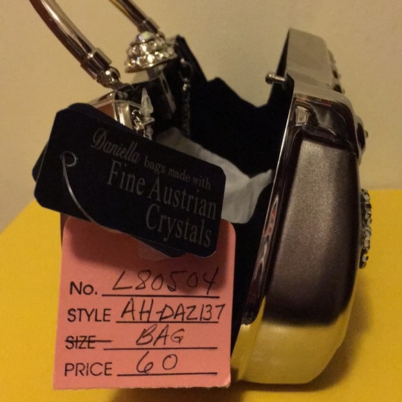 Silver box clutch - Picture 3 of 3